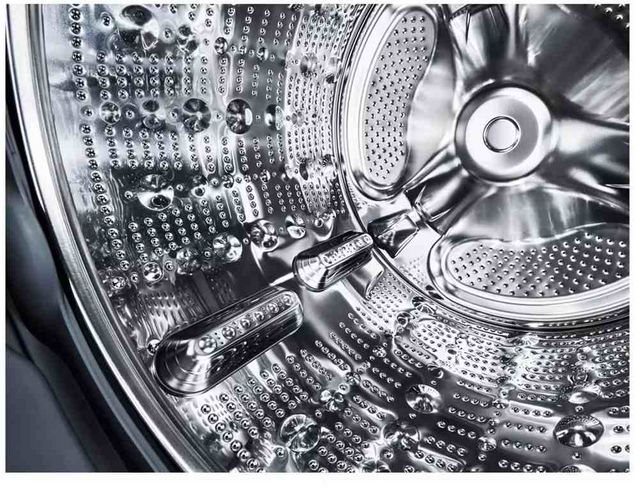 Laveuse de 5,0 pi³ et sécheuse électrique de 7,8 pi³ superposées LG® - Acier noir-8
