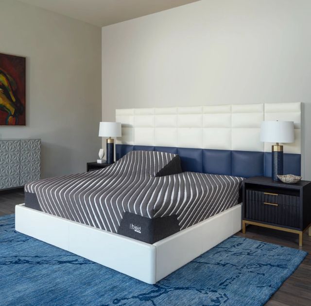 King Koil® iBed Indulge 14" Hybrid Plush Tight Top Split Head King Mattress-2