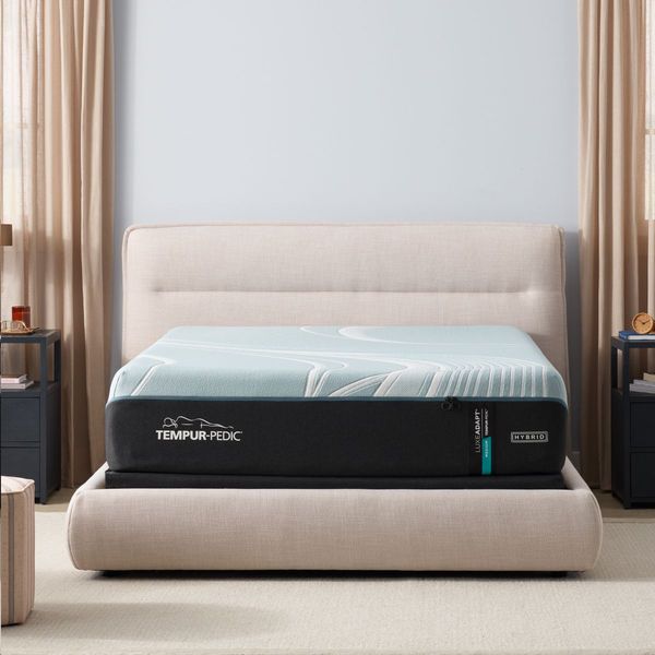 Tempur-Pedic TEMPUR-LuxeAdapt 13" Hybrid Medium Tight Top Queen Mattress