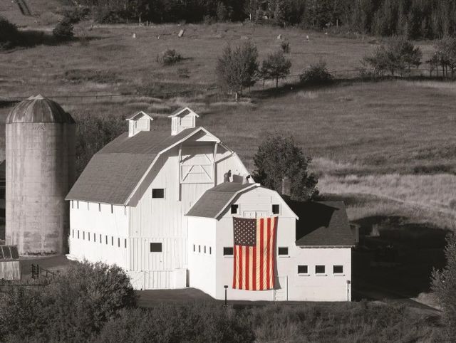 Classy Art American Farmhouse by B. Jannsen Wall Art-0