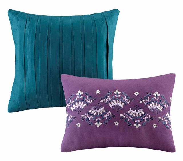 Olliix by Intelligent Design Anika Purple Full/Queen Reversible Coverlet Set-3