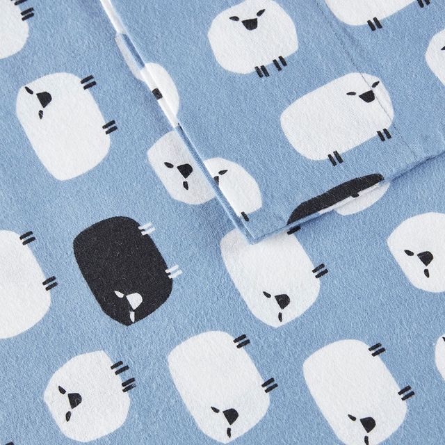 Olliix by Woolrich Blue Sheep King Flannel Cotton Sheet Set-2