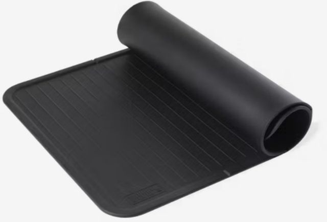 Weber® Black Griddle Mid-Shelf Mat-2