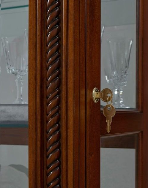 Pulaski™ PFC Cherry Curio-3