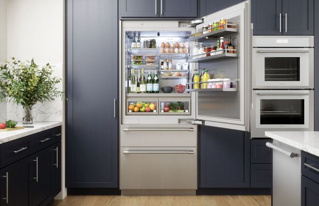 Thermador® Freedom® Professional 36 in. 18.7 Cu. Ft. Stainless Steel Built In Counter Depth Bottom Freezer Refrigerator-3