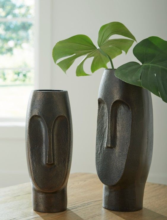 Signature Design by Ashley® Elanman Antique Bronze Vase-4