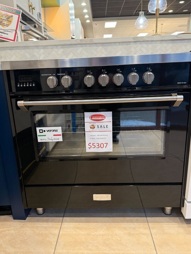 Verona® Designer Series 36" Gloss Black Free Standing Induction Range-0