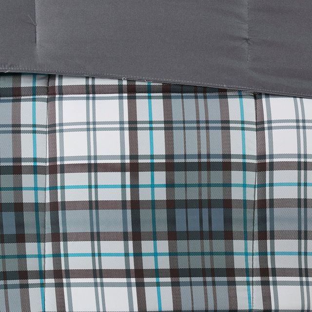 Olliix by Madison Park Essentials Parkston Grey King/California King 3M Scotchgard Down Alternative All Season Comforter Set-3