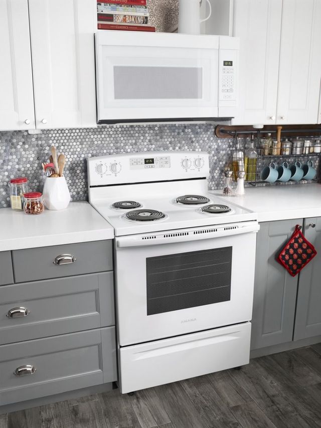 Amana® 30" White Freestanding Electric Range-3