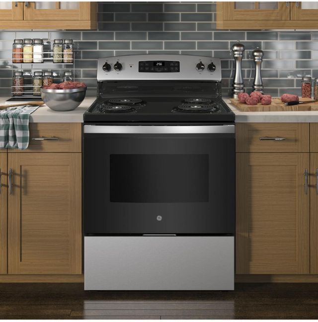 GE 30" Stainless Steel Freestanding Electric Range-4