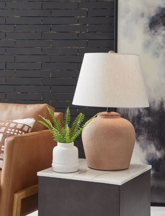 Signature Design by Ashley® Scantor Rust Table Lamp-3