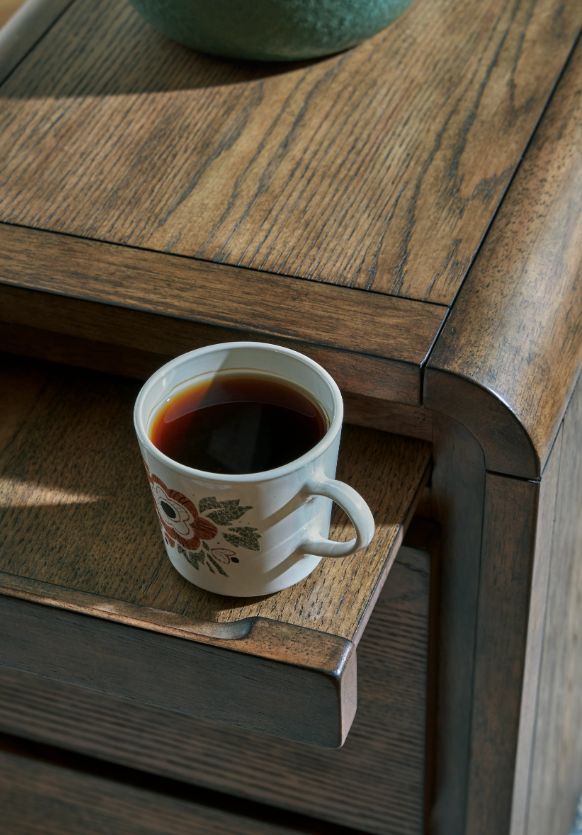 Signature Design by Ashley® Jensworth Warm Brown Accent Table-4
