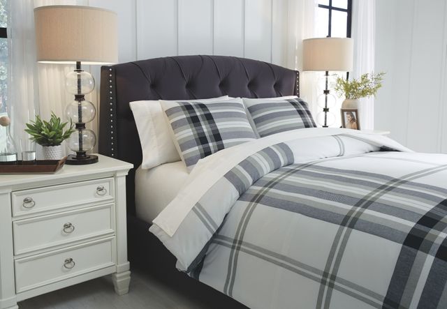 Signature Design by Ashley® Stayner 3-Piece Black/Gray King Comforter Set-2