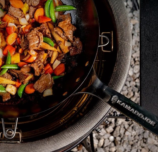 Kamado Joe® Karbon Steel™ Wok-4