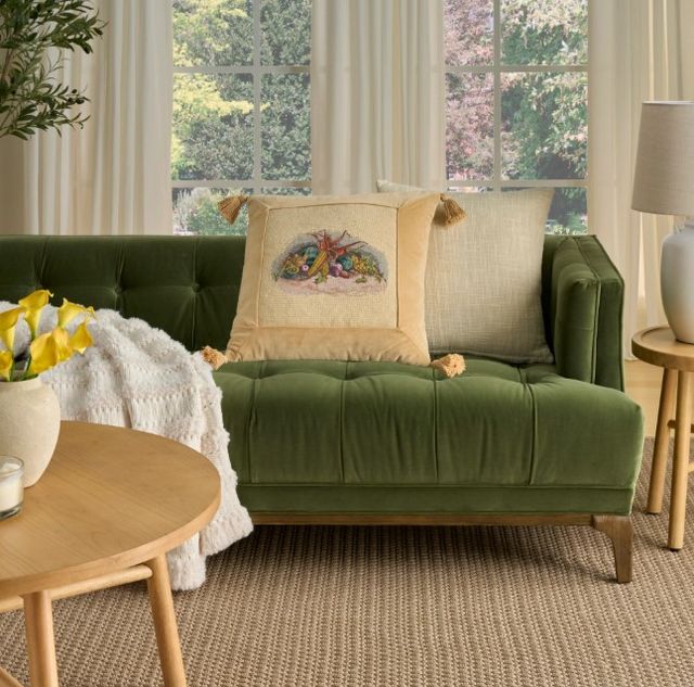 Nourison Home™ Mina Victory Vintage Cream 20"x20" Throw Pillow-3
