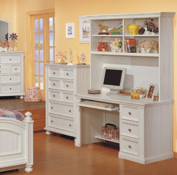 Winners Only® Cape Cod Eggshell White Flattop Desk-1