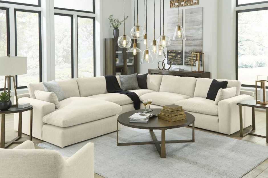 BenchCraft Elyza Sectional and Chaise