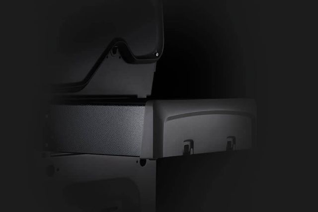 Napoleon Rogue® 425 3-Burner Black Freestanding Liquid Propane Gas Grill-8