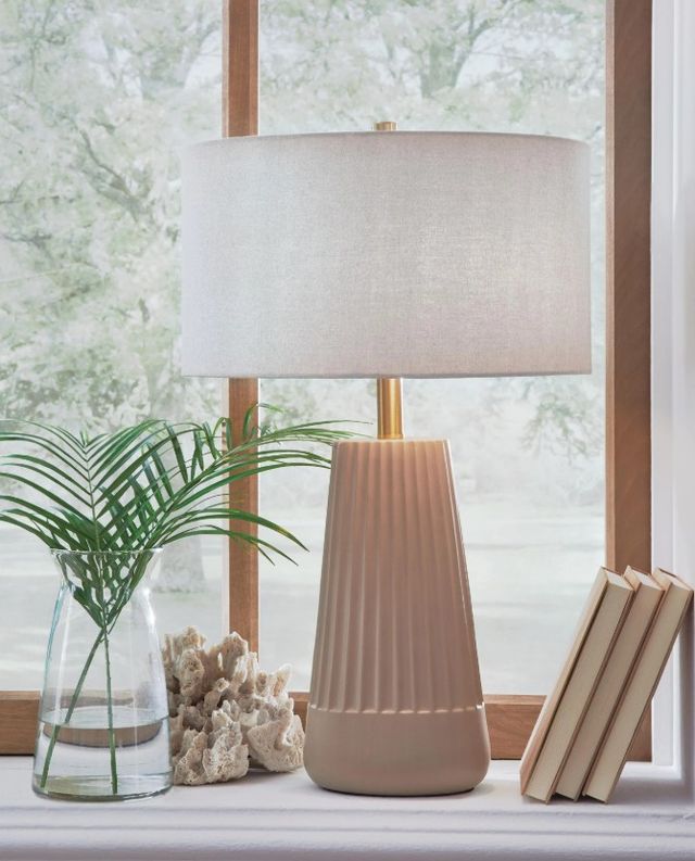 Signature Design by Ashley® Dellner Mocha Table Lamp-1