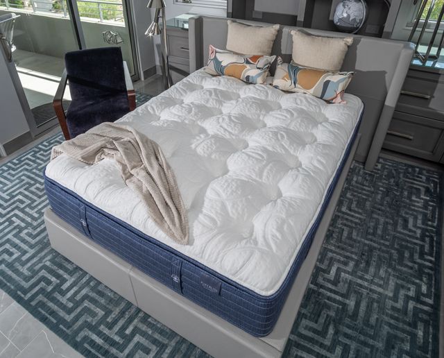 King Koil® Pure Bliss Manhattan 11" Latex Firm Tight Top California King Mattress-2