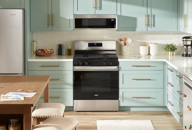 Whirlpool® 4 Piece Stainless Steel Kitchen Package-36