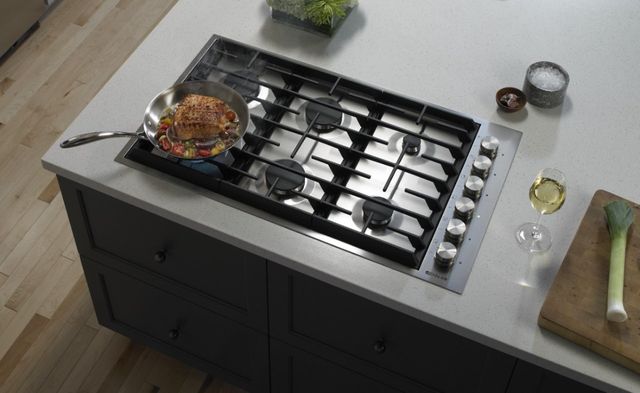 JennAir® 36" Stainless Steel Natural Gas Cooktop-10