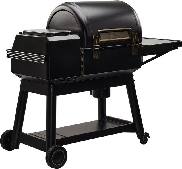 Traeger® Ironwood 518" Black Freestanding Wood Pellet Grill-5