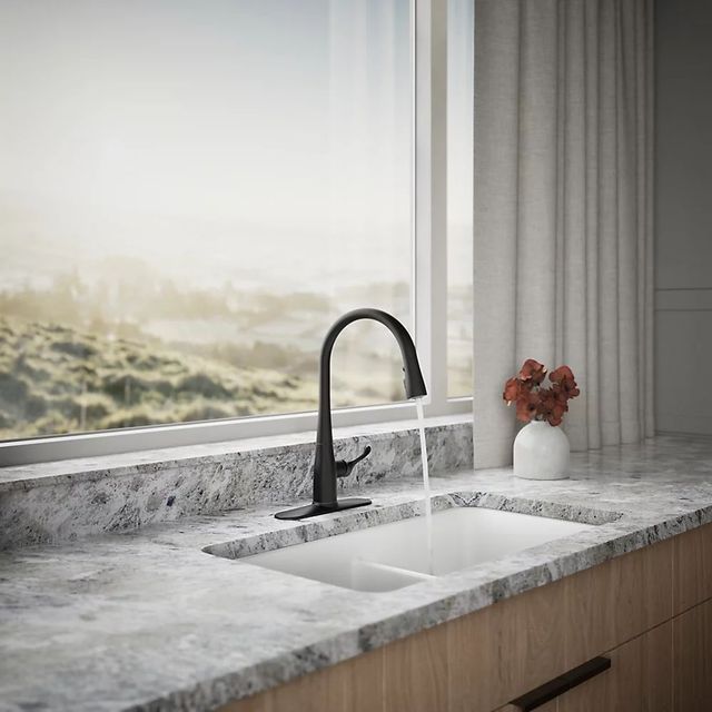 KOHLER® Simplice® Matte Black Pull-Down Kitchen Sink Faucet with Three-Function Sprayhead-3