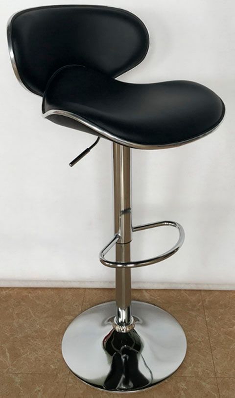Signature Design by Ashley® Pollzen Black 43" Bar Stool-3