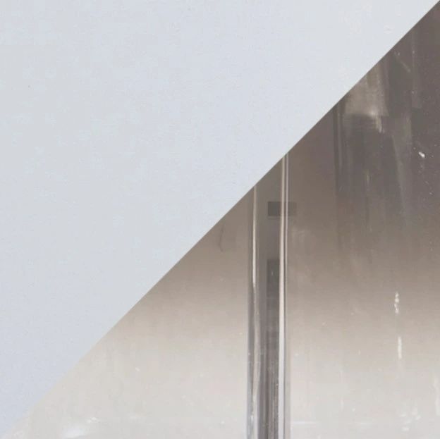 Signature Design by Ashley® Jaslyn Silver Table Lamp-3
