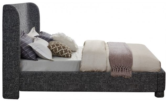 Meridian Furniture Penny Black King Linen Textured Upholstered Panel Bed-2