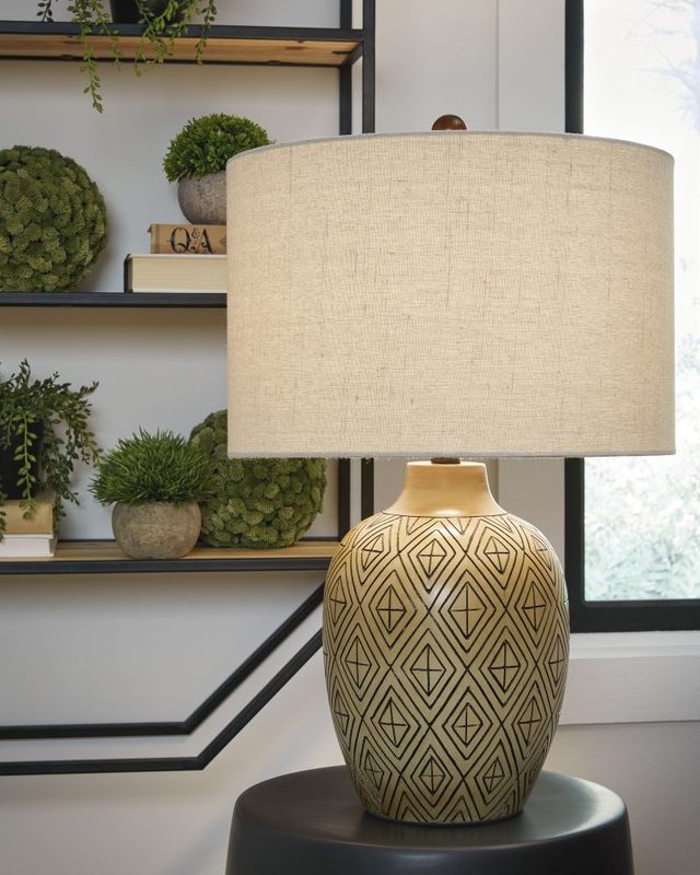 Signature Design by Ashley® Jairgan Tan/Black Table Lamp-4