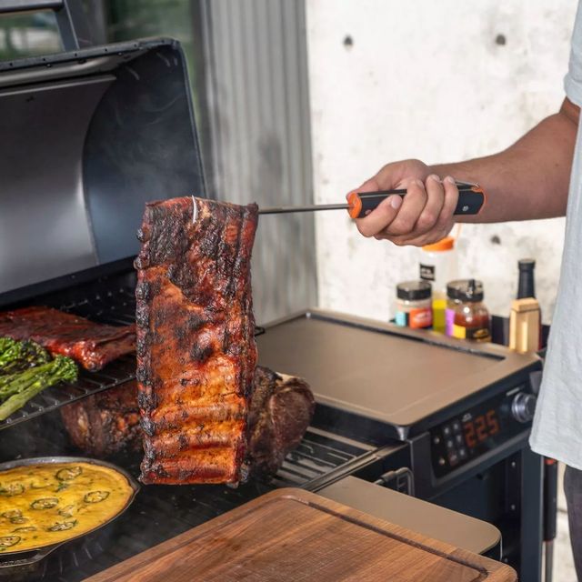Traeger® Stainless Steel BBQ Pigtail-4