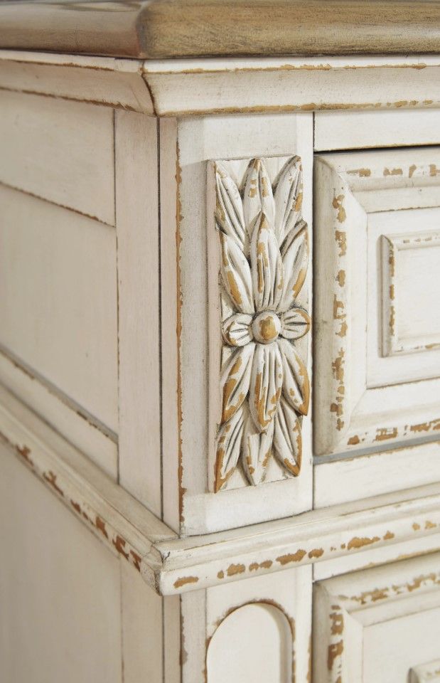 signature design by ashley realyn dresser Signature Design by Ashley Realyn B743-21 Dresser | Household Furniture