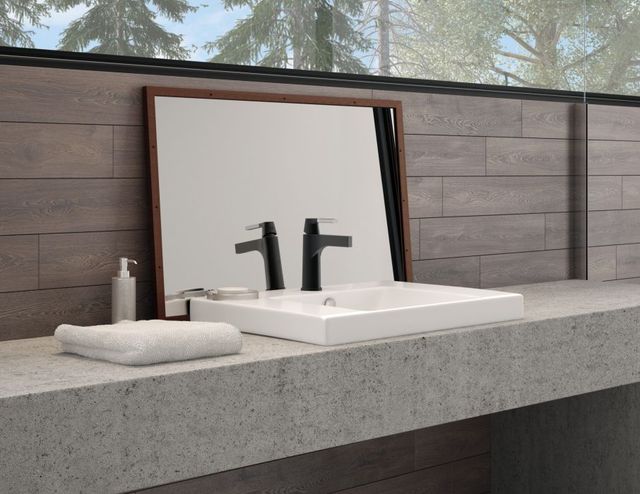 Delta Zura® Chrome/Matte Black Single Handle Bathroom Faucet-2