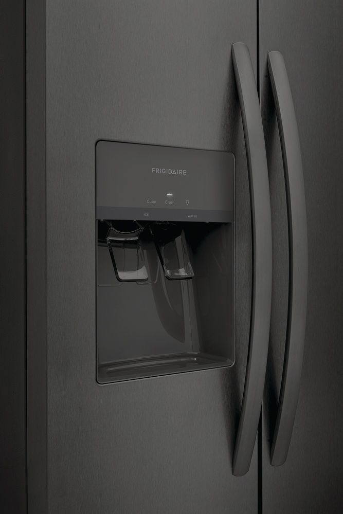 Frigidaire Refrigerator - Thumbnail 4