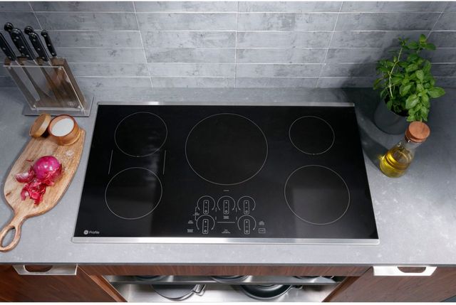 GE Profile™ 30" Black Built-In Induction Cooktop-12