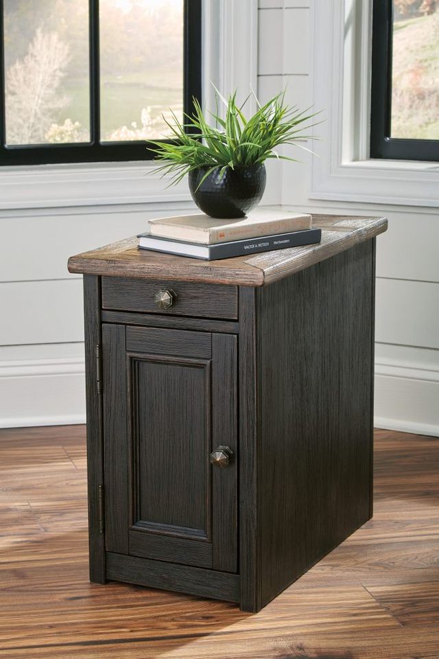 Signature Design by Ashley® Tyler Creek Grayish Brown Chairside End Table with Black Base-12