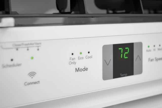 Frigidaire® 25,000 BTU's White Window Mount Air Conditioner-4