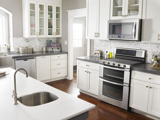 Whirlpool® 30" Stainless Steel Gas Built In Double Oven Range-1