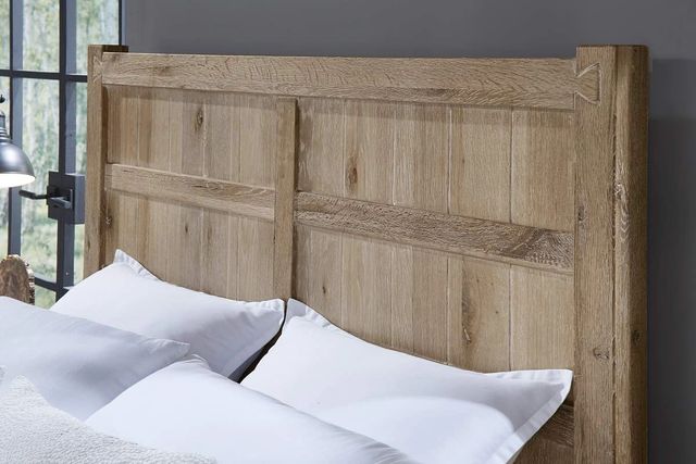 Vaughan-Bassett Dovetail Sun Bleached White California King Board and Batten Panel Bed-2