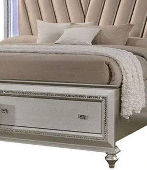 ACME Furniture Kaitlyn Champagne Queen Upholstered Panel Bed-3