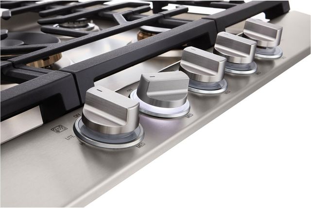 LG SIGNATURE 30" Stainless Steel UltraHeat™ Gas Cooktop with EasyClean®-2