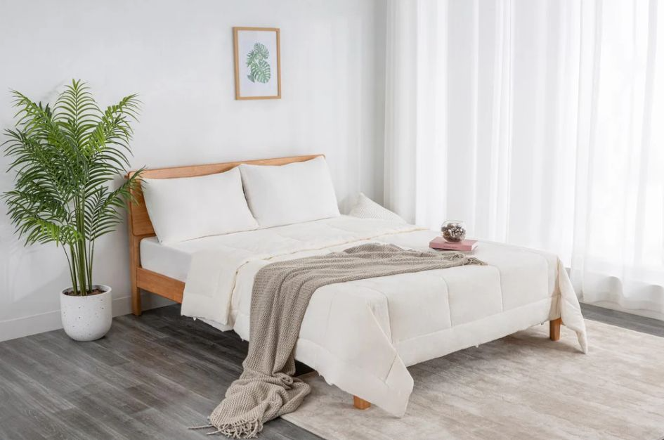 MLILY Down Pillow - Thumbnail 2