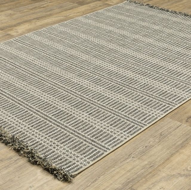 Oriental Weavers™ Gillian 5'x7' Style 4 Area Rug-1