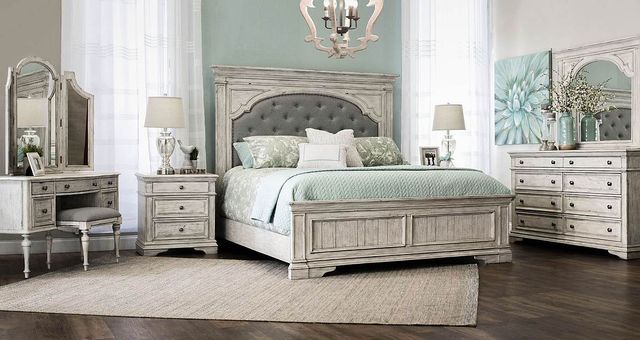 Steve Silver Co. Highland Park 4-Piece Cathedral White King Bedroom Set-1