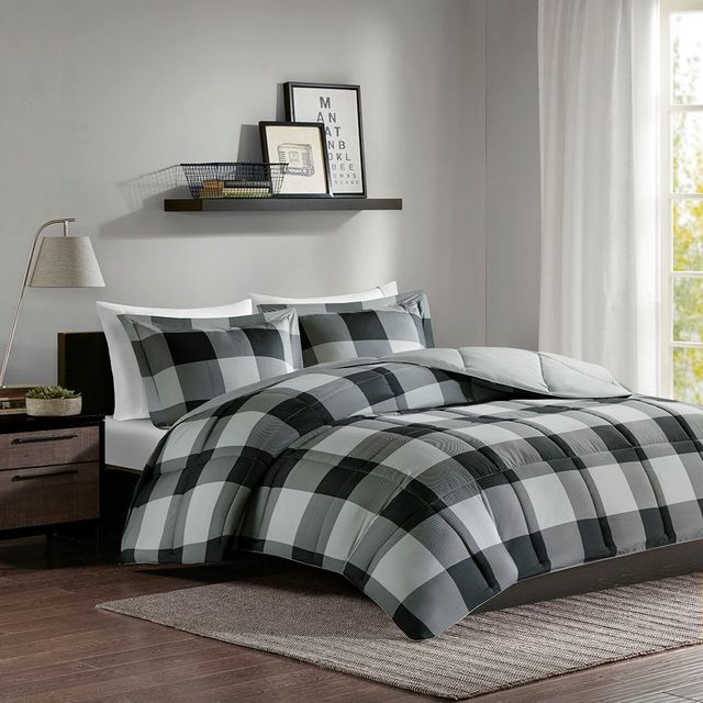 Olliix by Madison Park Essentials Barrett Black/Grey King/California King 3M Scotchgard Down Alt Comforter Mini Set-1