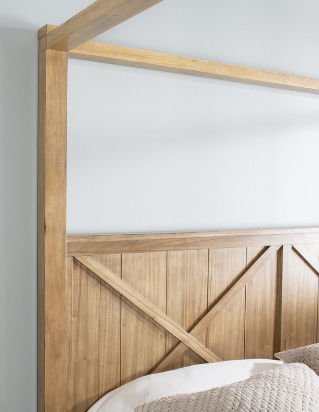Legacy Classic XXX'S and OOO's Amber Queen Canopy Bed-3