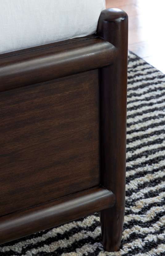 Benchcraft® Dantenton Merlot Queen Panel Bed-4