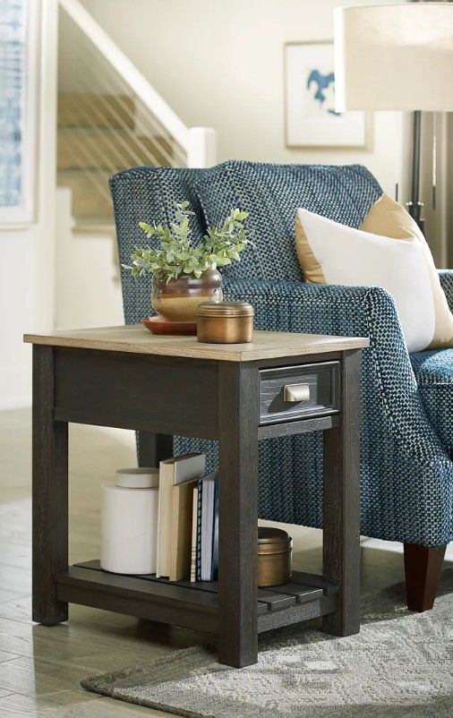 Hammary® Lyle Creek-Hamilton Toasted Caramel Chairside Table with Smoked Charcoal Base-1